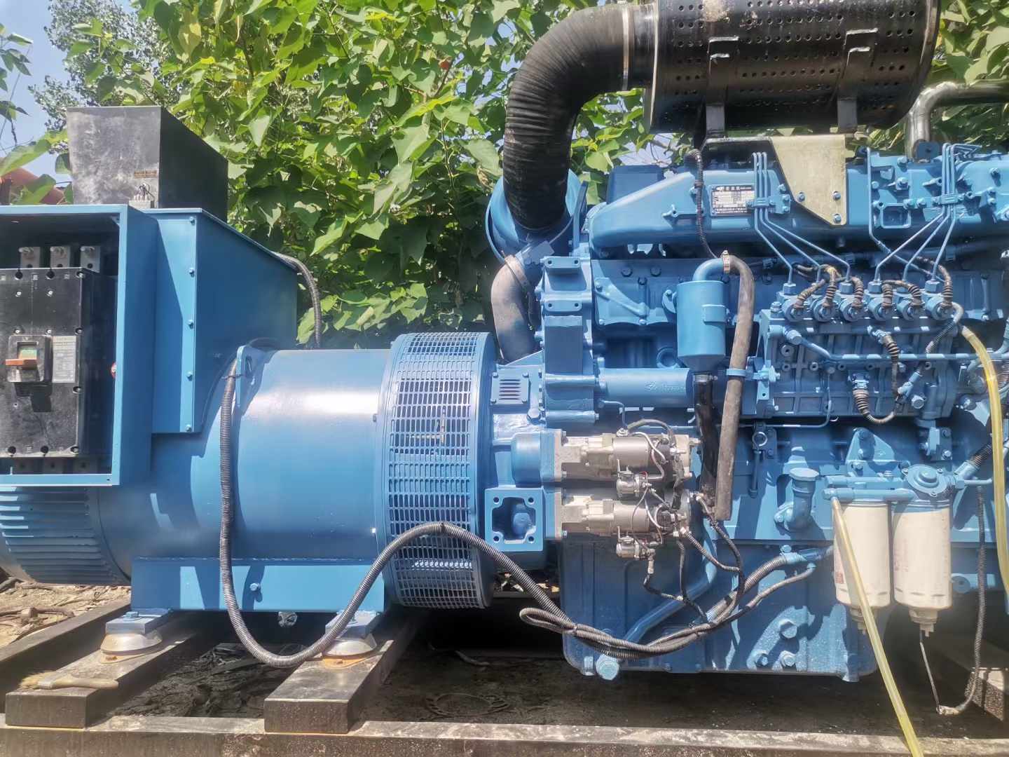 郊区详细说明降低 800kW 柴油发电机输出电流波动的方法